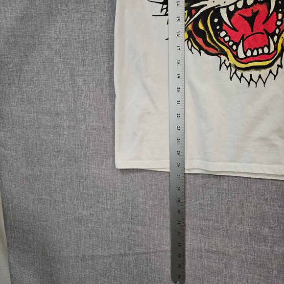 Ed Hardy Tiger Graphic Tee Short Sleeve Tattoo Y2K White Multi Mens Medium - Picture 9 of 10